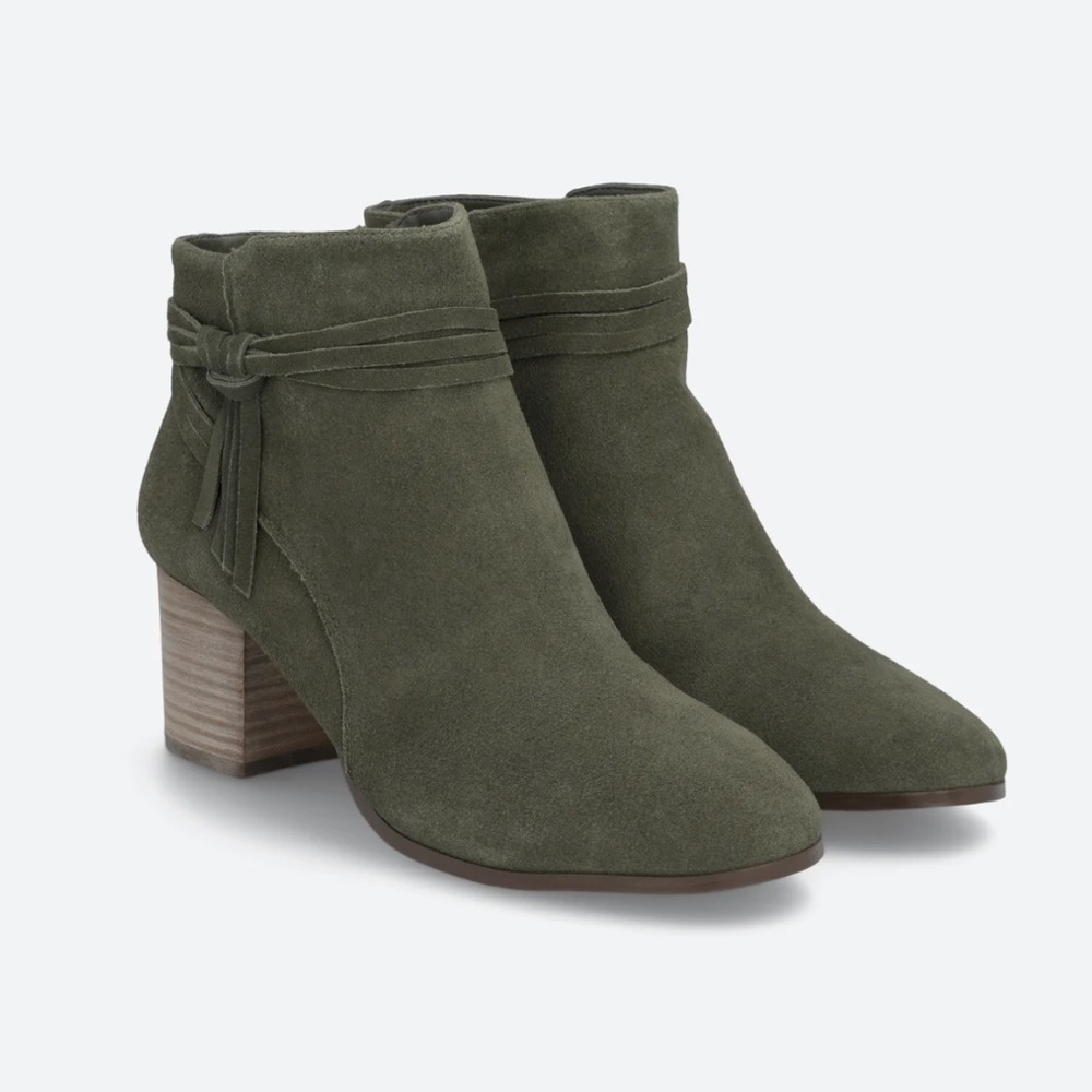 Violet & Red Jenna Suede Bootie